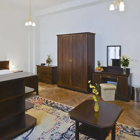 Ea Mozart Hotel 3*